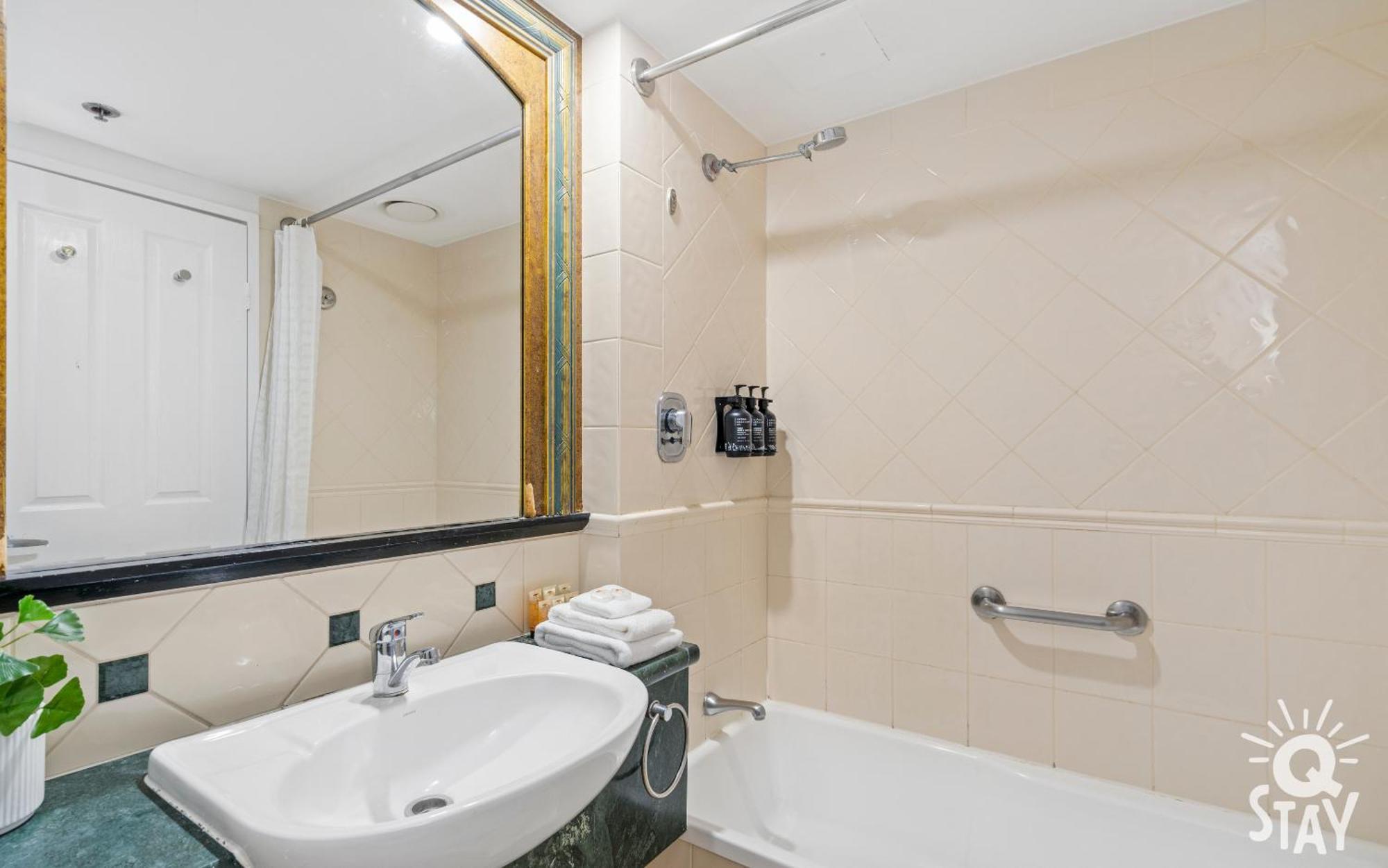 גולד קוסט Legends Apartments - Qstay מראה חיצוני תמונה